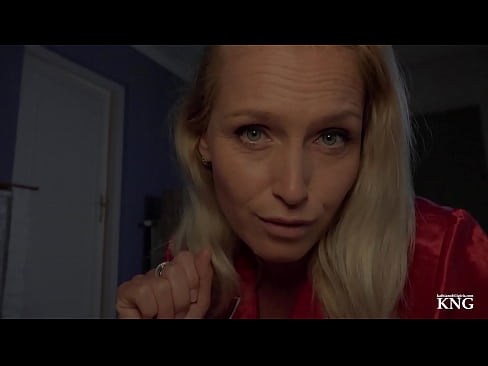 Никто, никакая другая девушка не уведет тебя, мой пасынок! Вы только моя!!!